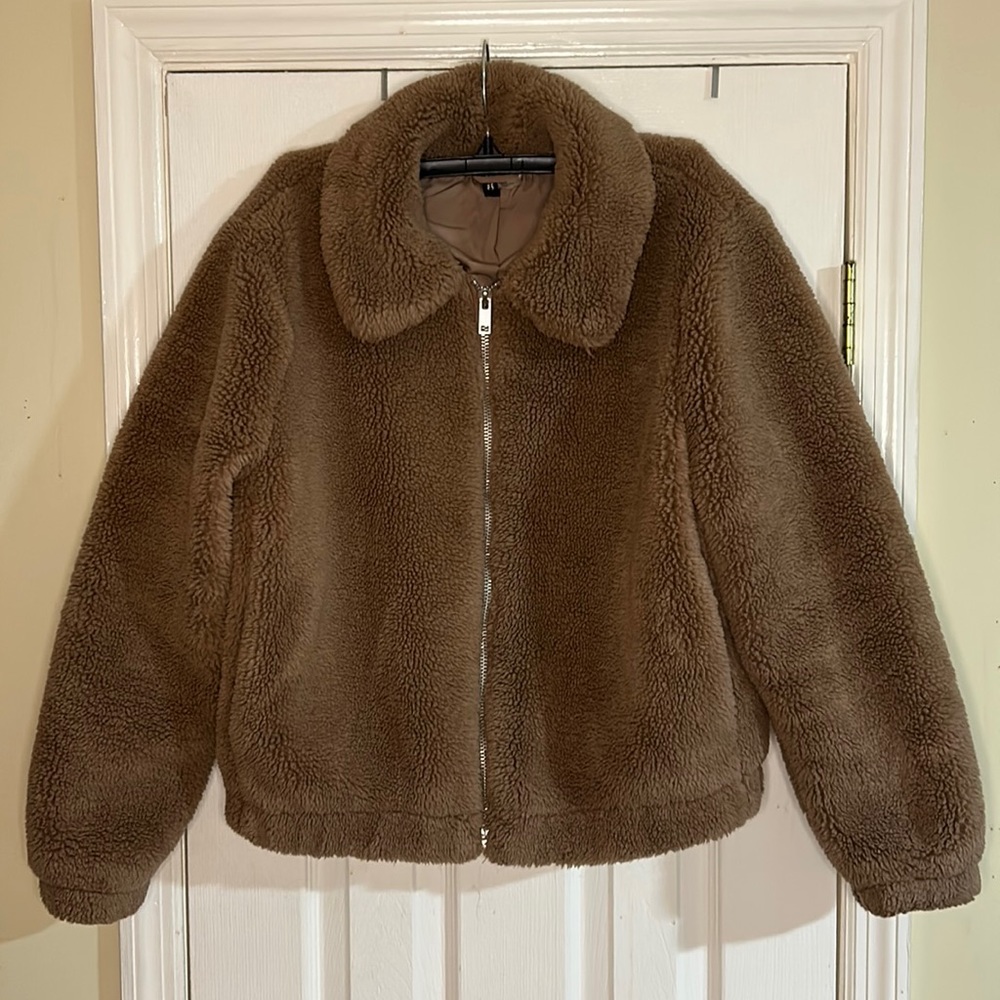 Divided Faux Fur Teddy Jacket Sz L